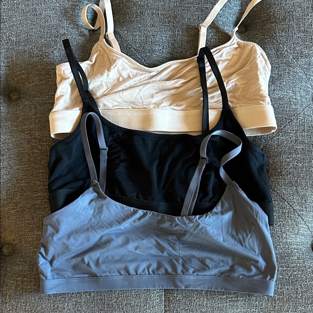 Skims like fashion nova bras- Cream, Black, and Gray